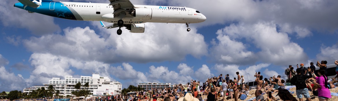MAHO BEACH (ST MARTEEN)